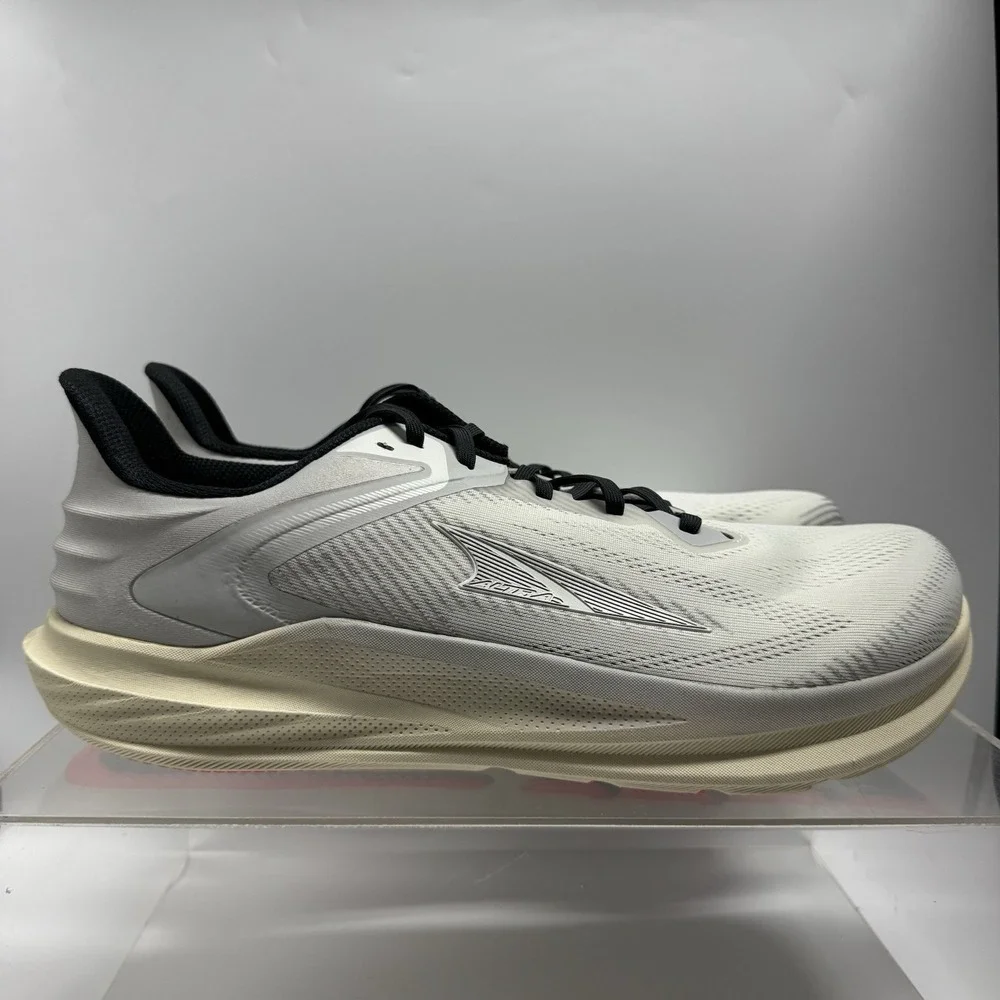 Brand New Altra Torin 8 ALOA85QE224 Light Gray Running Shoes Men's Size 14